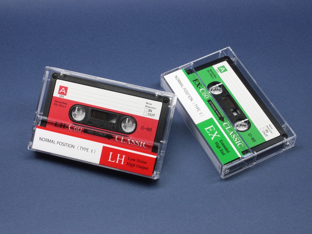 C60・レトロ調黒ハーフカセット.R4:EX/LH