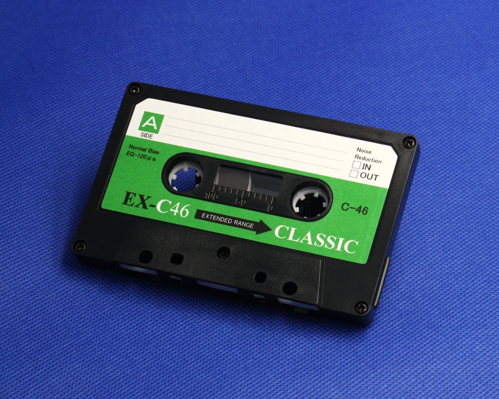 C46・レトロ調黒ハーフカセット.R3:EX/LH