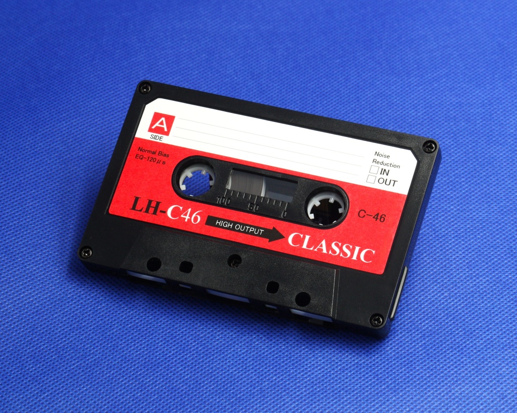 C46・レトロ調黒ハーフカセット.R3:EX/LH