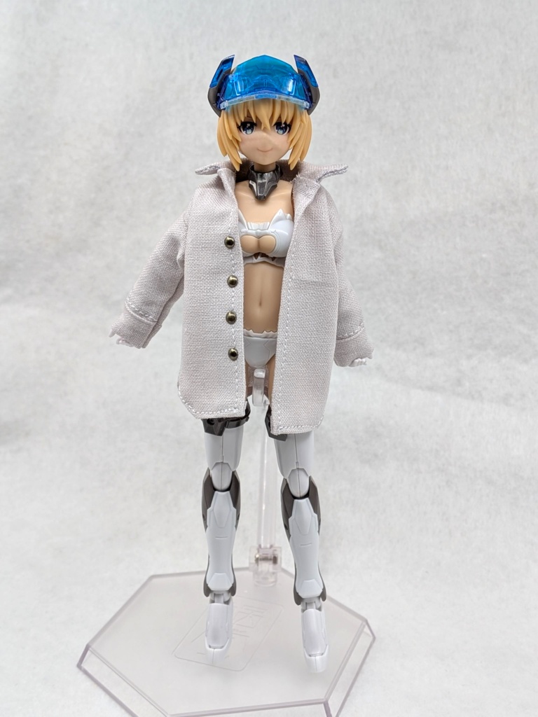 メガミデバイス推奨 オーバーサイズシャツ(彼シャツ)