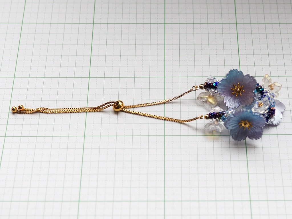 大輪の桜のブレスレット