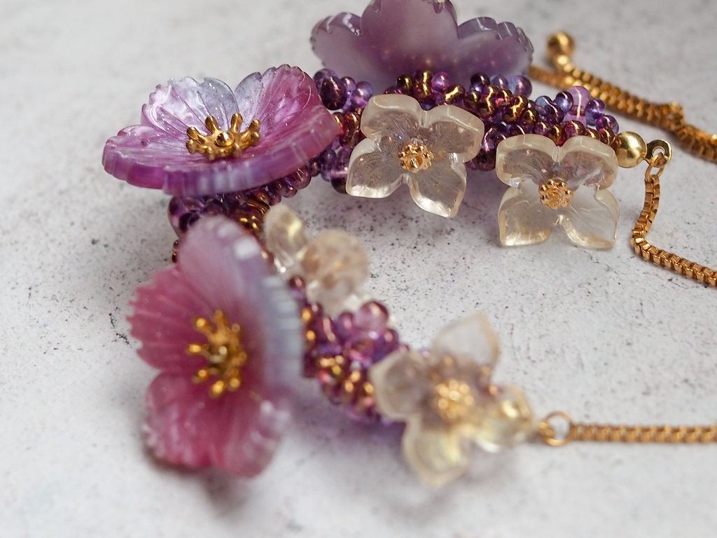 大輪の桜のブレスレット