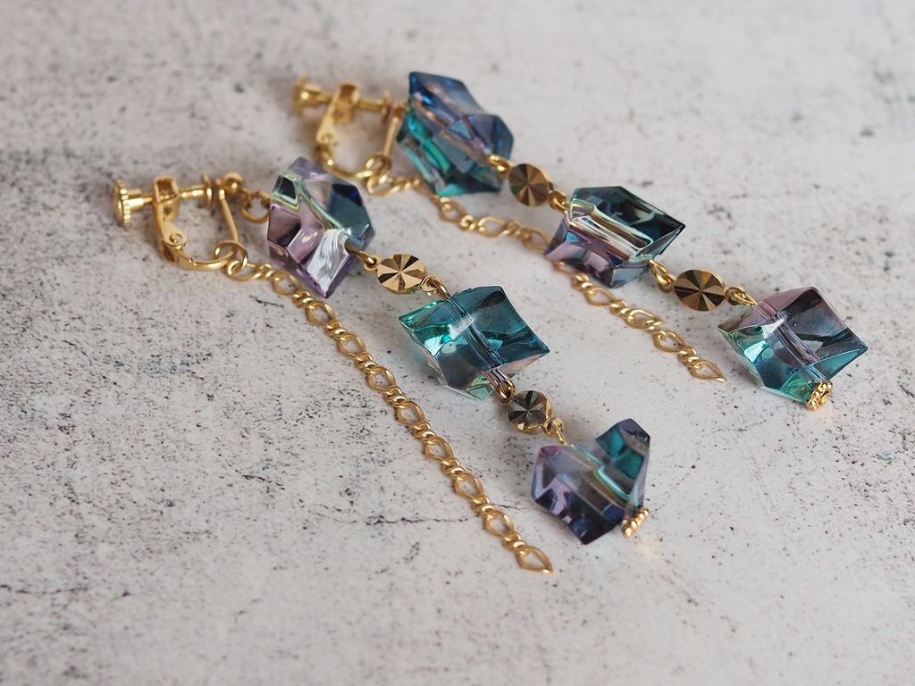 可惜夜の琥珀糖の耳飾り