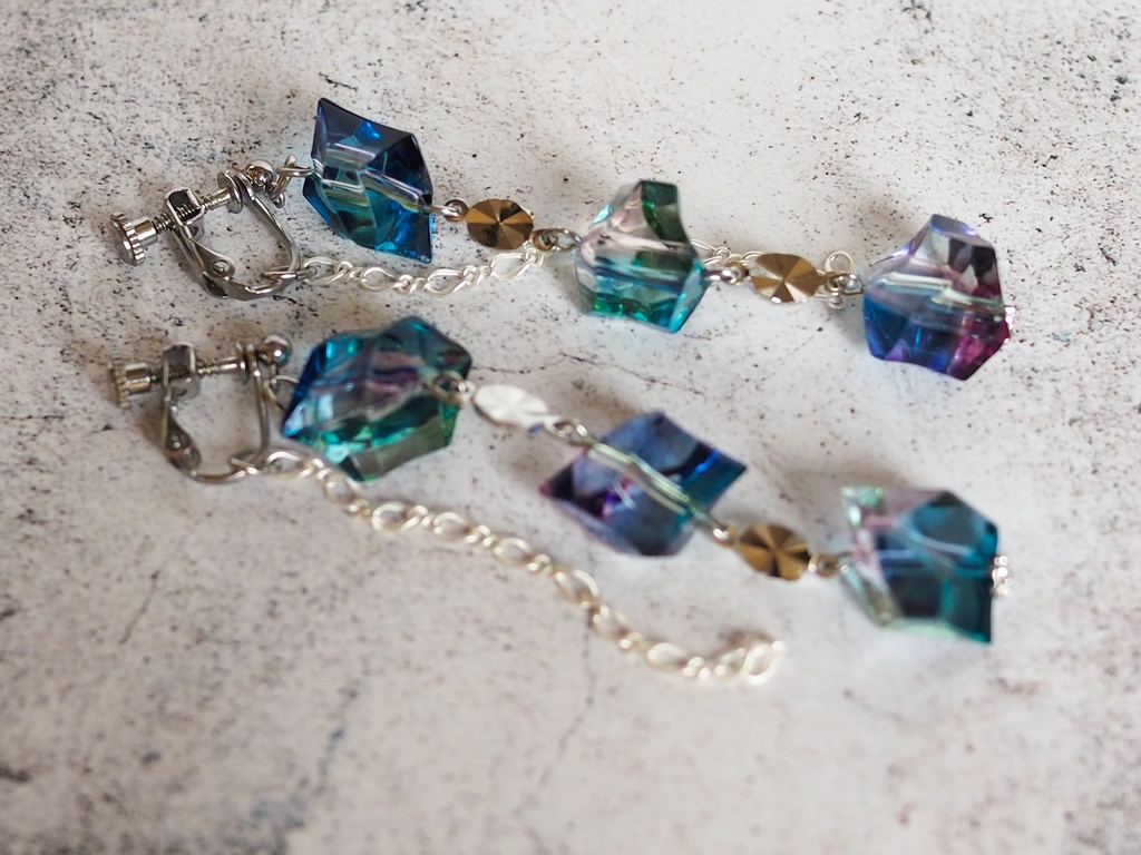 可惜夜の琥珀糖の耳飾り