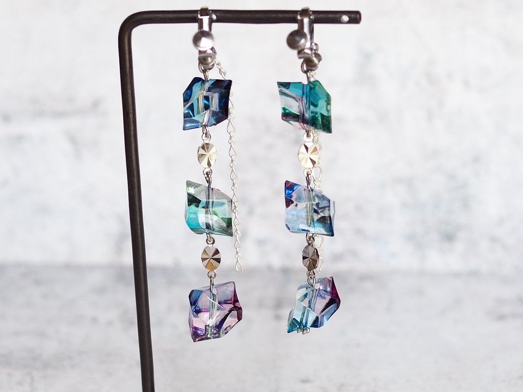 可惜夜の琥珀糖の耳飾り