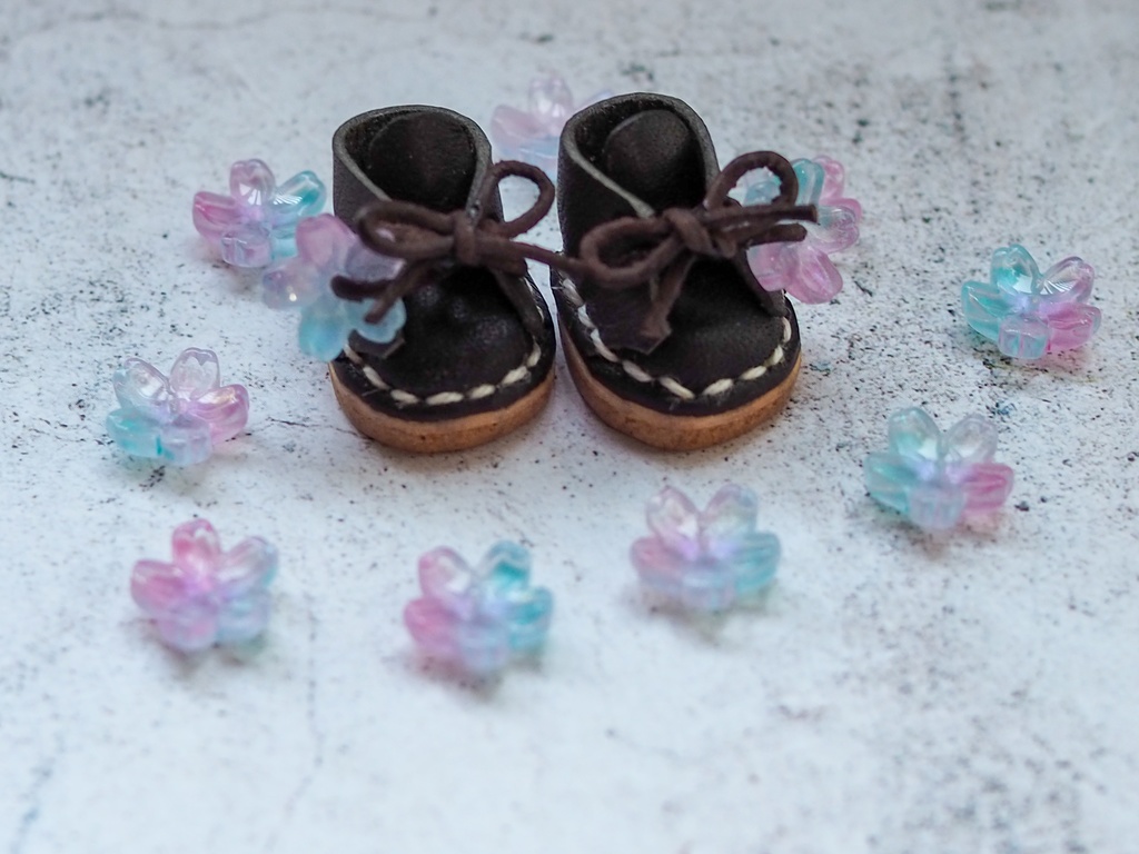 蛙始めて鳴くぬい靴【Sサイズ】