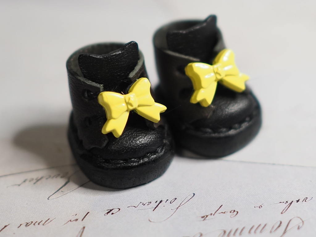 黒猫感謝の日ぬい靴【Sサイズ】