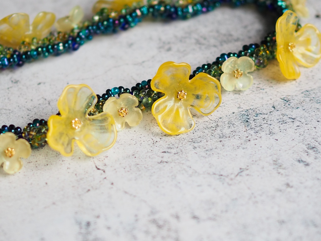 昼想夜夢の花園ストラップ