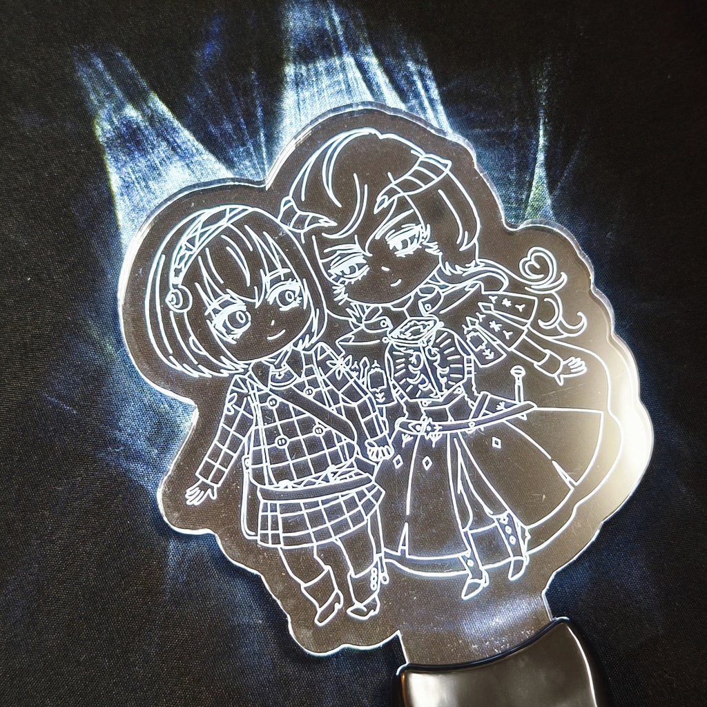 主ルイアクリルペンライト