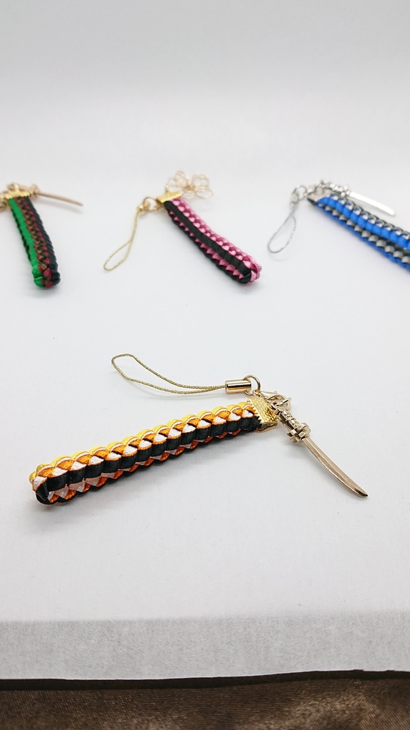 鬼滅の刃 カマボコ隊イメージ ブレード編みストラップ