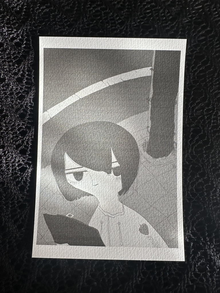 モノクロポストカード　バインダーおにいさん
