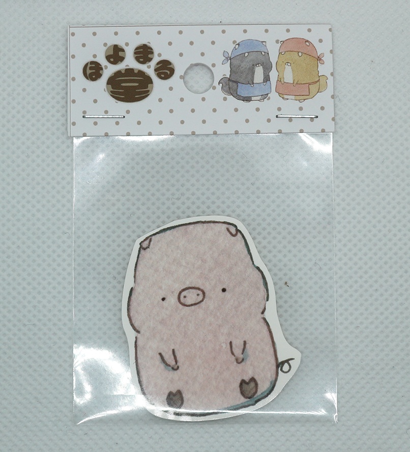 ステッカー054　ぶたまる