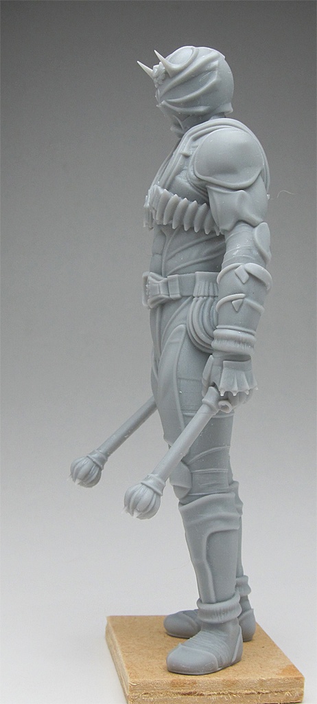 仮面ライダー響鬼像 頭長150ミリ、3Dプリント用stlデータ(AI活用)