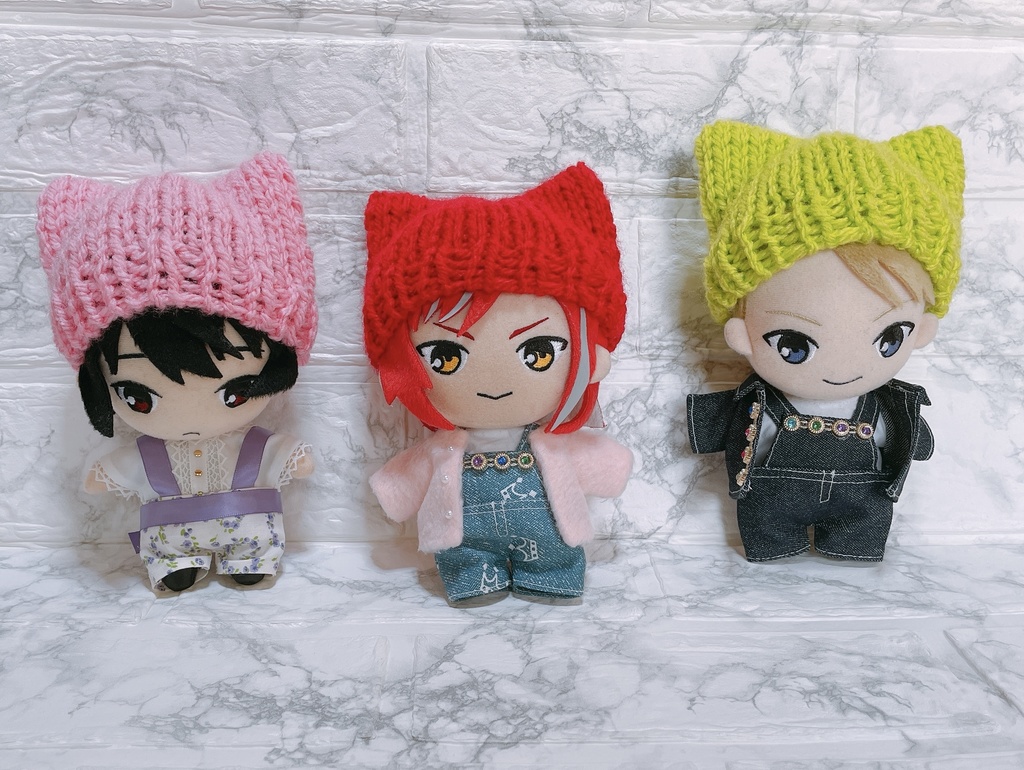 ネコ耳みたいなニット帽