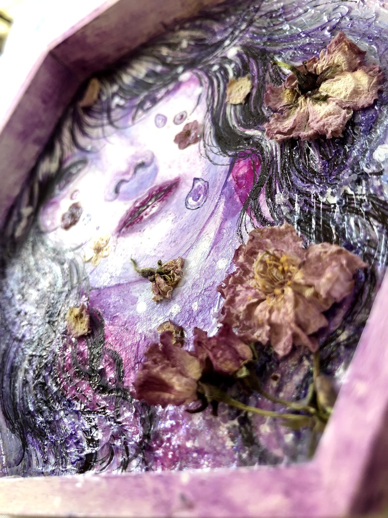 六角形ミニ原画「涙花-ruika-」