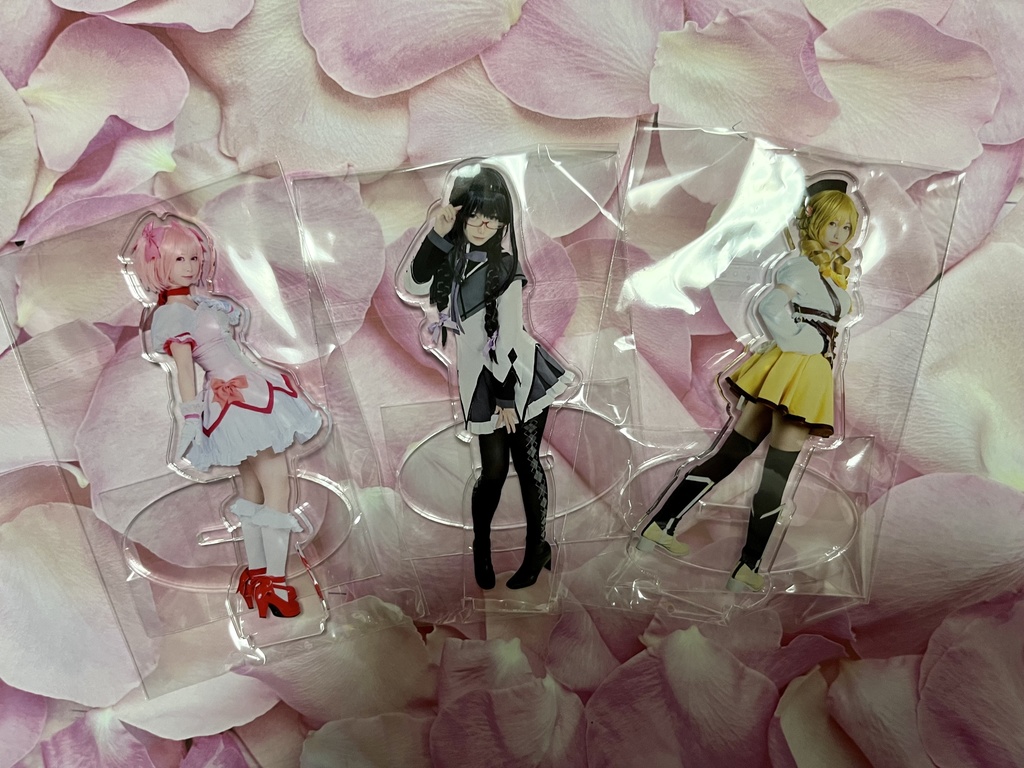 アクリルフィギュア