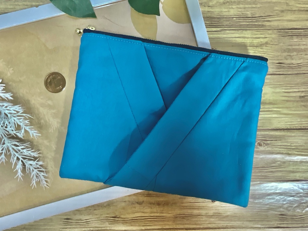 ゲゲ郎モチーフファスナーポーチ