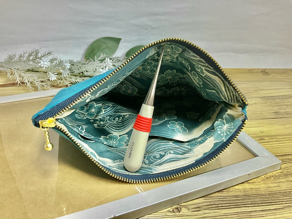 ゲゲ郎モチーフファスナーポーチ