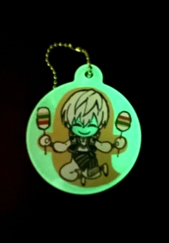 イブラヒム蓄光アクリルキーホルダー