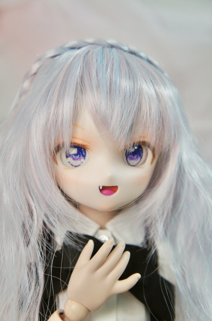 カスタムヘッド　ドール　DDH-28 セミホワイト肌 八重歯3姉妹