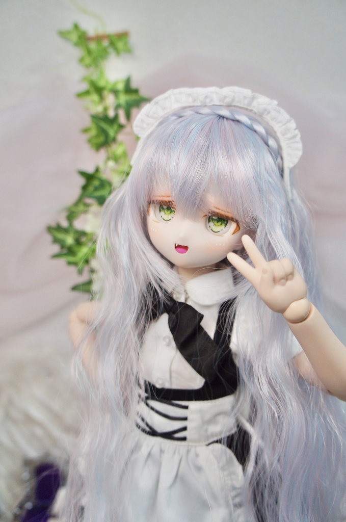 カスタムヘッド　ドール　DDH-29 セミホワイト肌 八重歯3姉妹