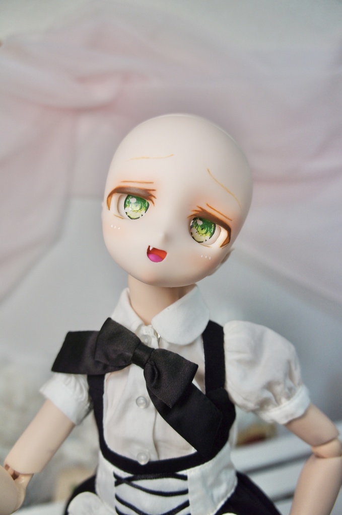 カスタムヘッド　ドール　DDH-29 セミホワイト肌 八重歯3姉妹