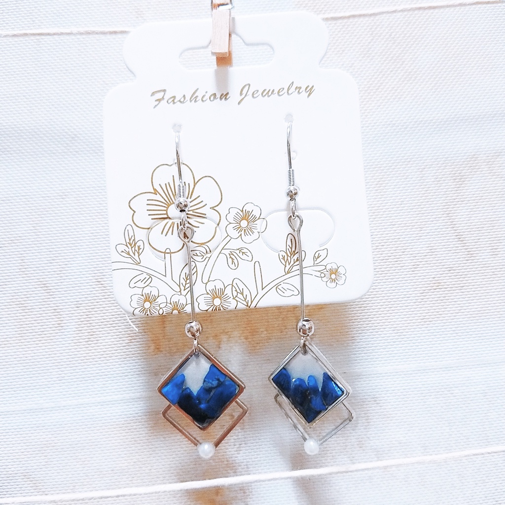 ラピスラズリのピアス