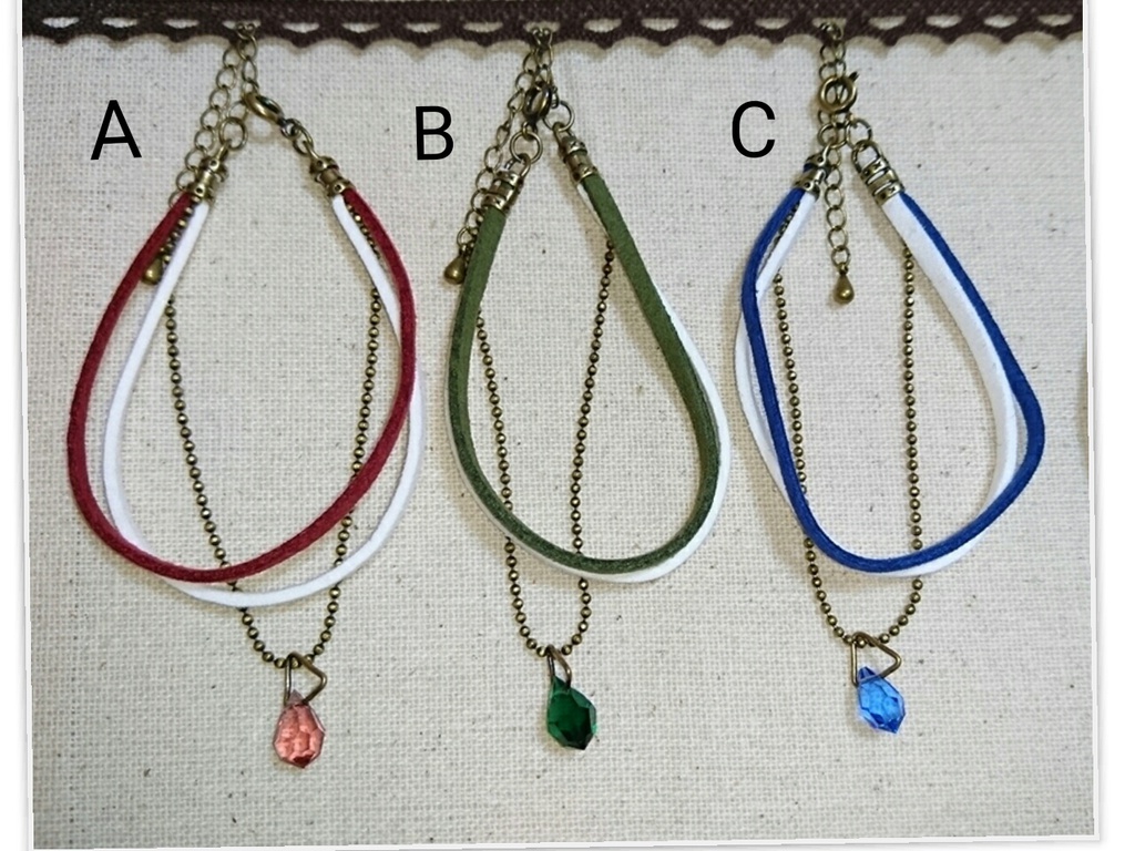 ガラスの雫ブレスレット