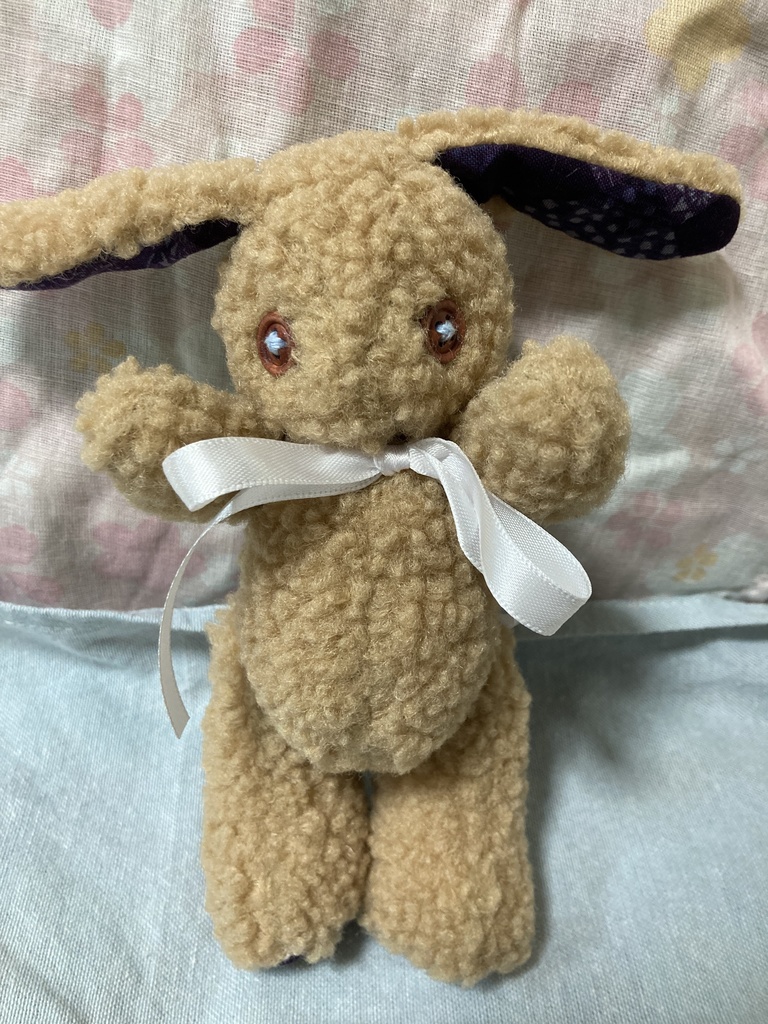 小さなコルコット 茶兎