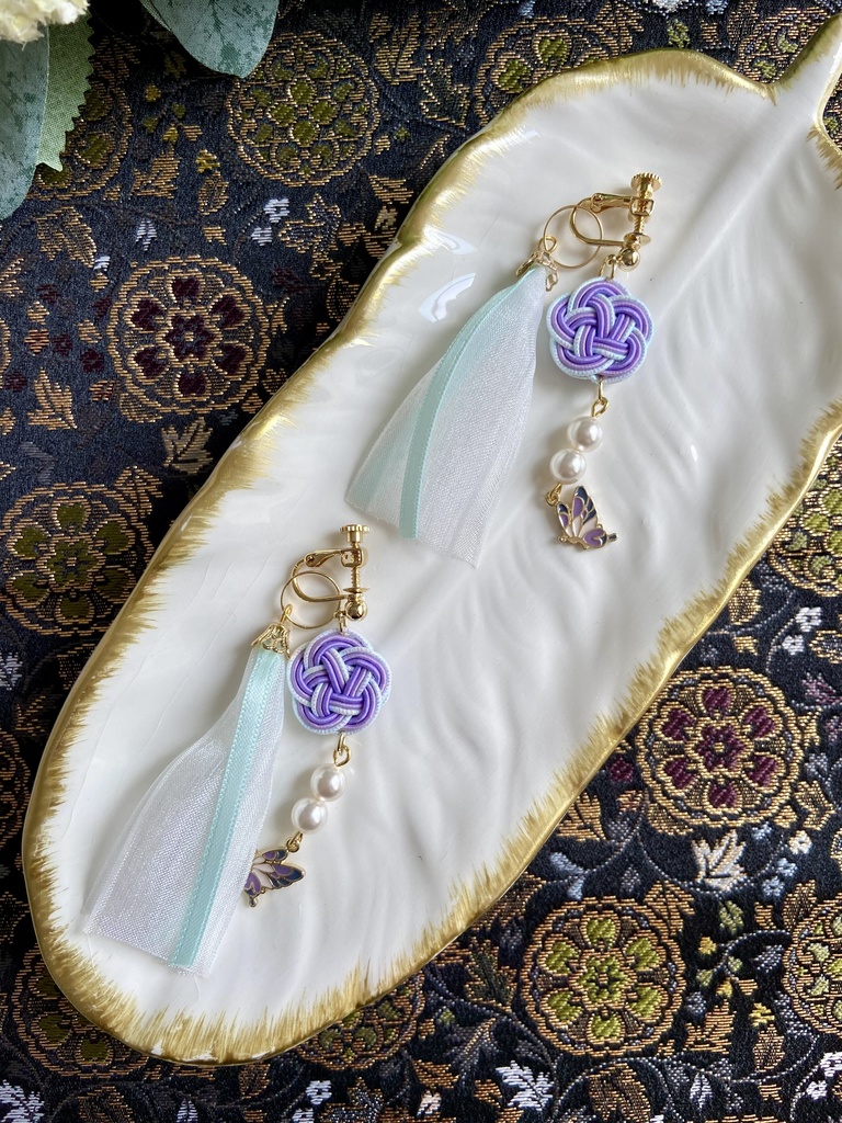 薬屋 月の精(壬氏)イメージ 2way 水引 タッセル イヤリング/ピアス