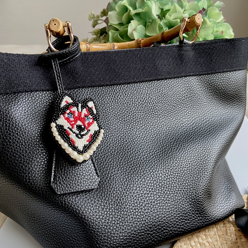 歌舞伎イメージ ハスキー ビーズ刺繍 ブローチ