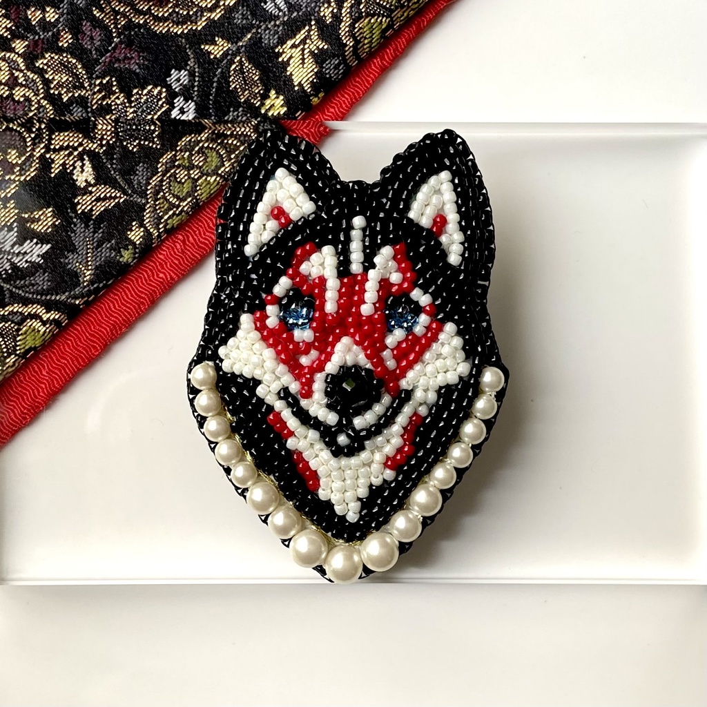 歌舞伎イメージ ハスキー ビーズ刺繍 ブローチ