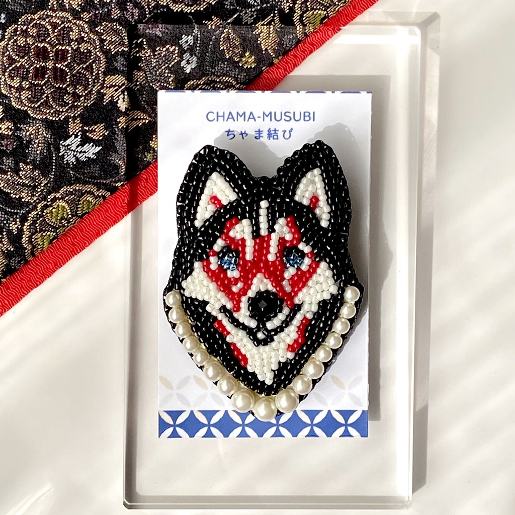 歌舞伎イメージ ハスキー ビーズ刺繍 ブローチ