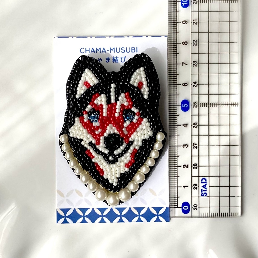 歌舞伎イメージ ハスキー ビーズ刺繍 ブローチ