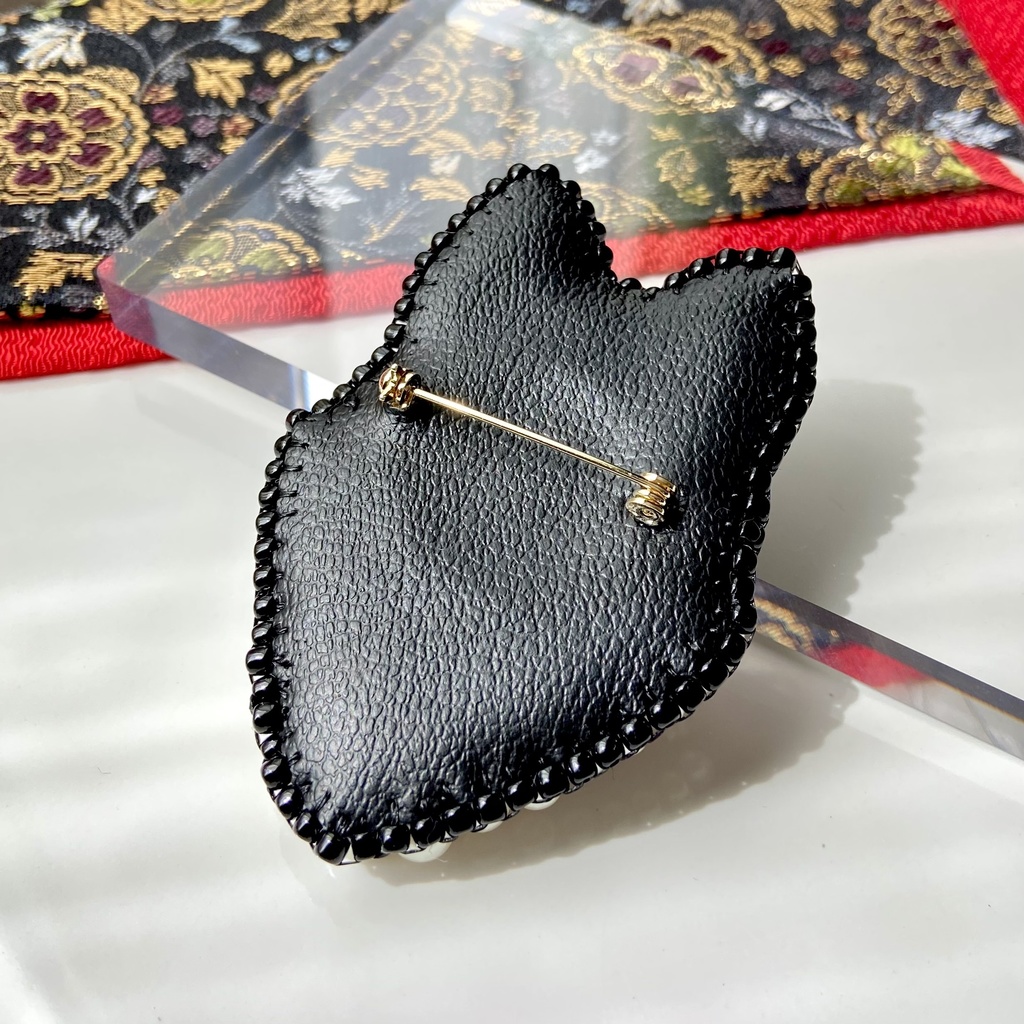 歌舞伎イメージ ハスキー ビーズ刺繍 ブローチ