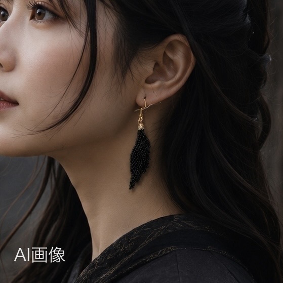 黒羽のピアス|ゲナウイメージ