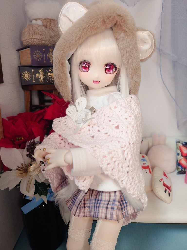 うさぎさんの大きめ三角ショール