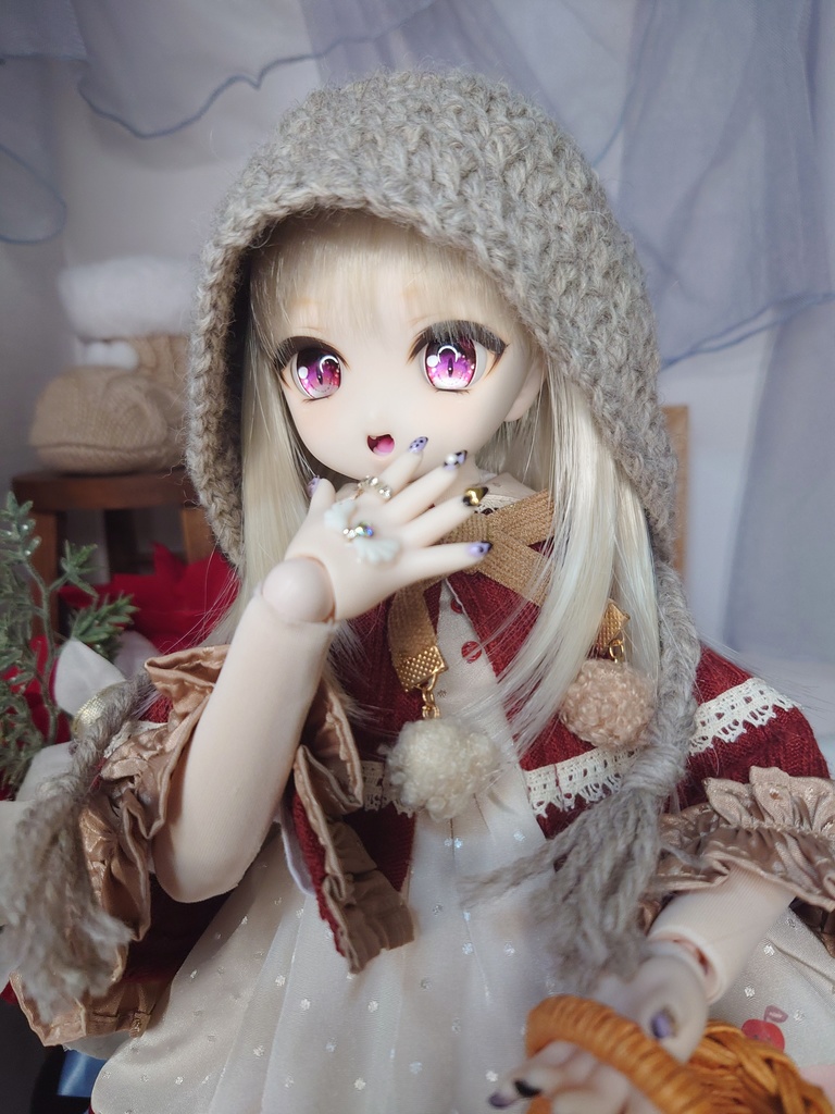 大人カラーなニット帽子