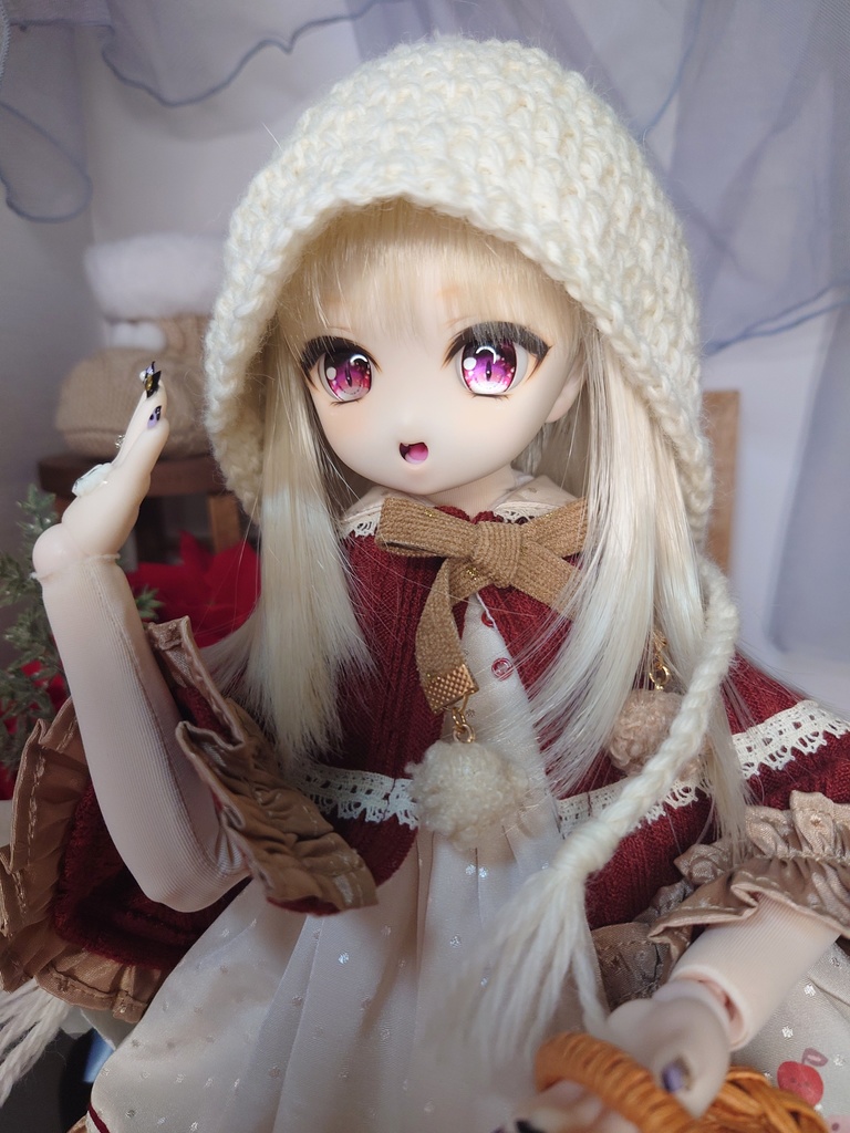 大人カラーなニット帽子