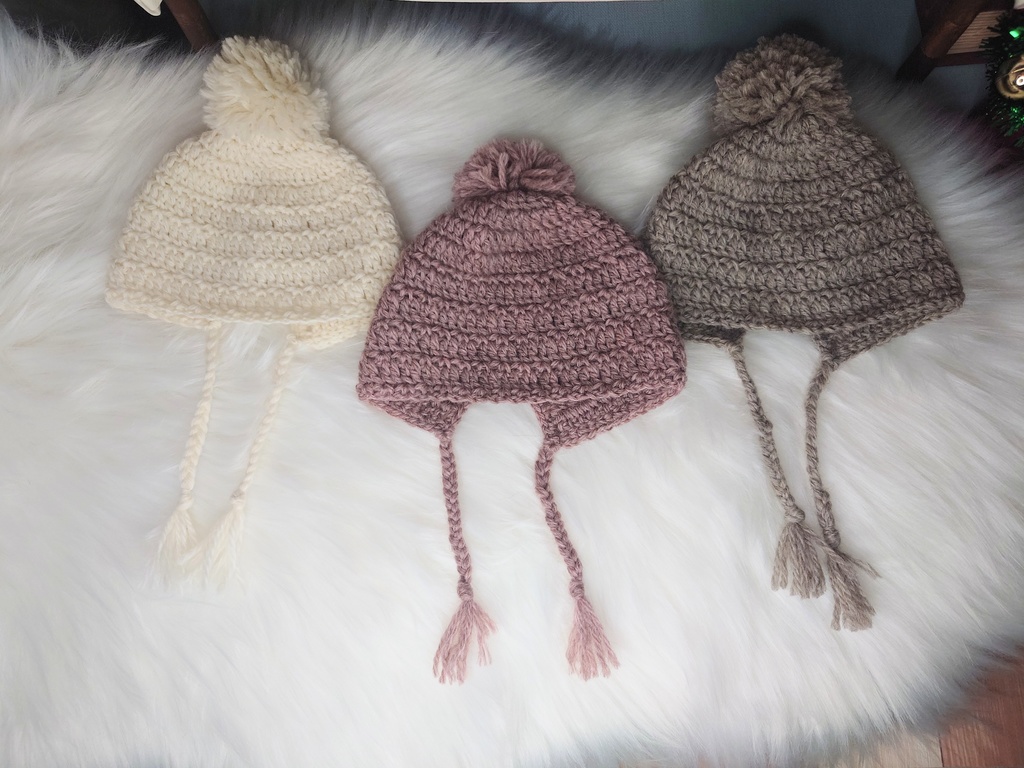 大人カラーなニット帽子