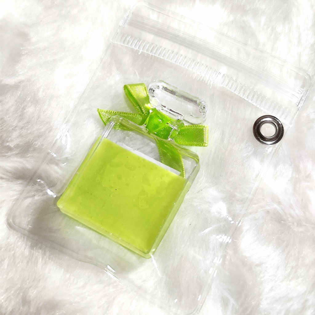 【訳あり】伊波ライ イメージ 香水キーホルダー