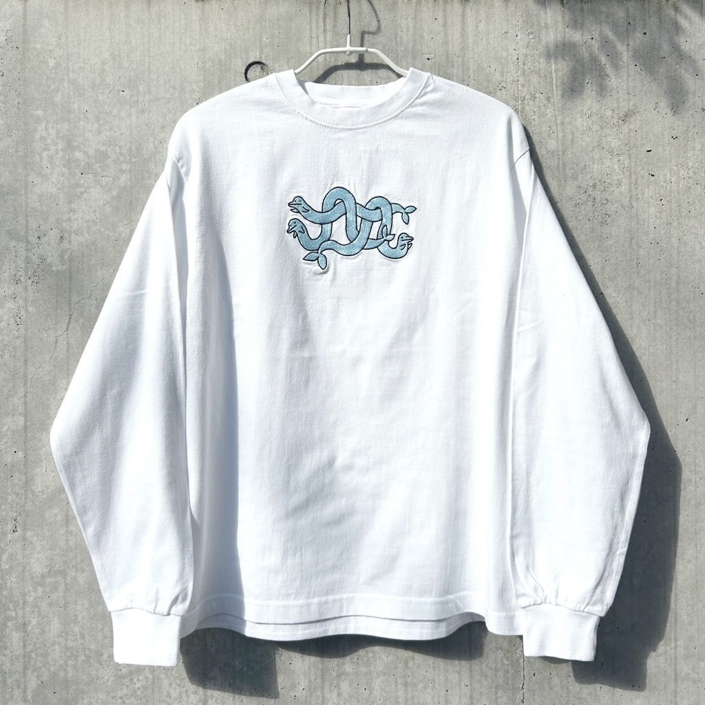 ロング・スリー・グッド・ドルフィンズ・ロングスリーブTシャツ