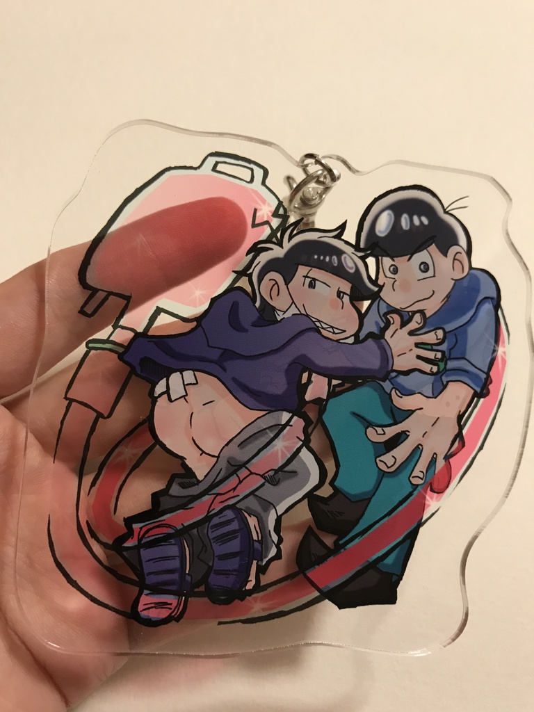 デカくて両面!俺得アクリルキーホルダー「白血四男」