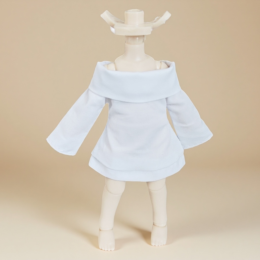 白のオフショルダーワンピース 1/12ドールの共有サイズ