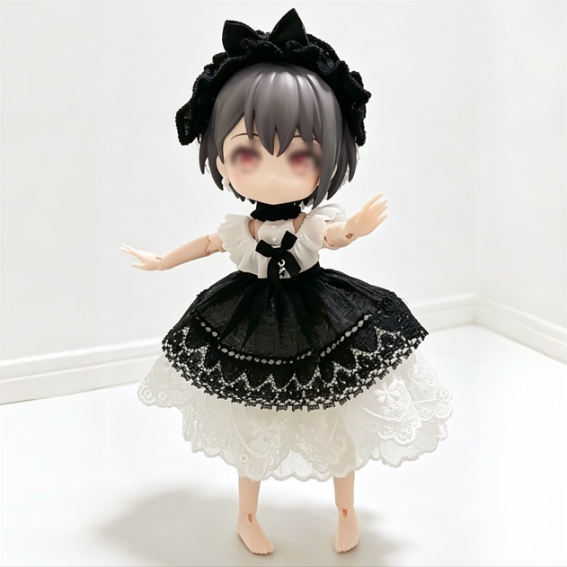 白黒バイカラーのドレス 1/12ドールの共有サイズ