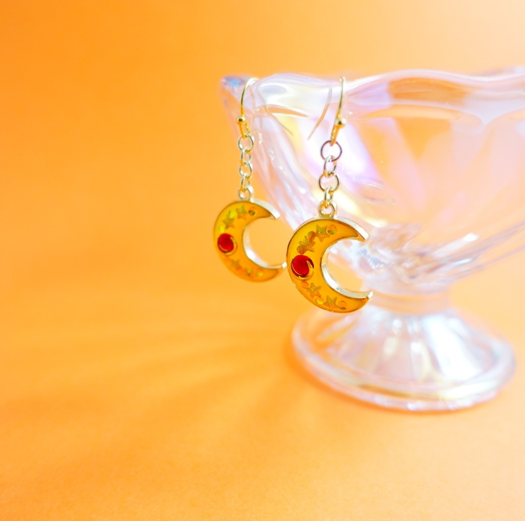 ミニチュアピアス［Crescent compact］