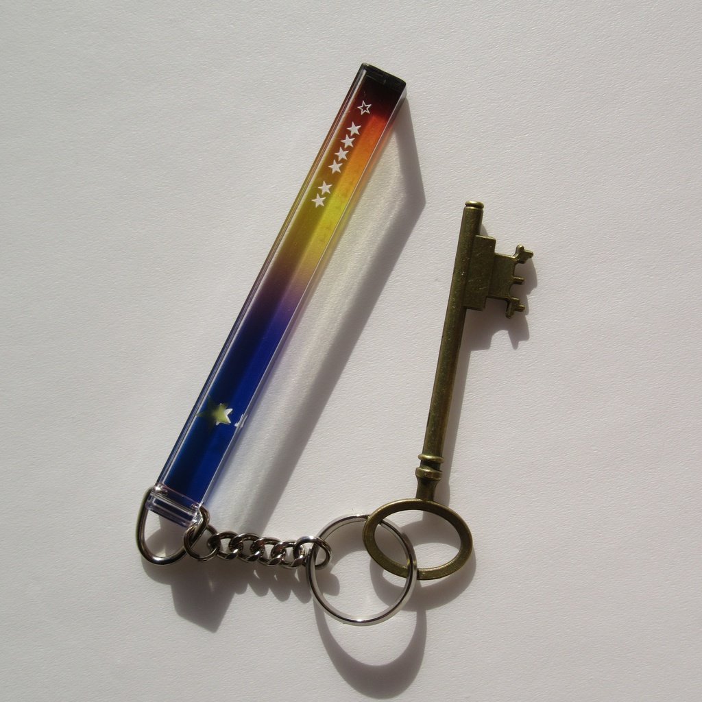 KD概念アクリルキーホルダー(三角カン)