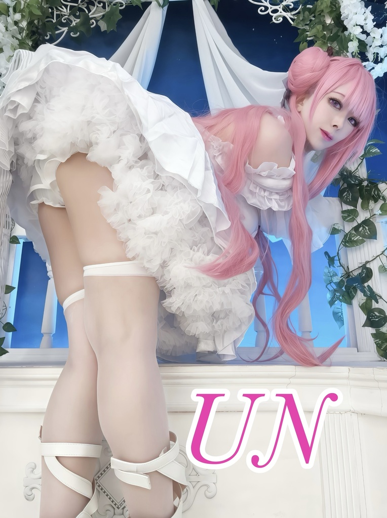 勝利の女神:NIKKE 【写真集】UN(ドロシー)20ページ