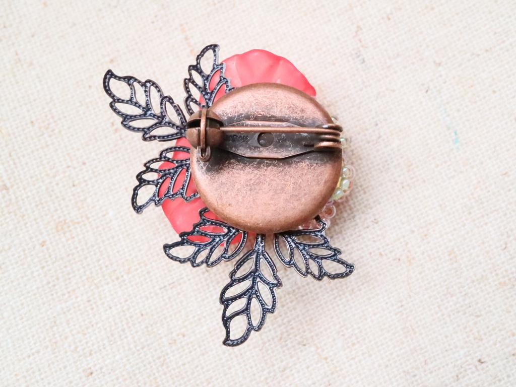 アネモネのブローチ(レッド)