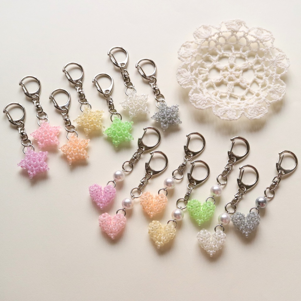 キラキラハートのキーホルダー(クリームイエロー)